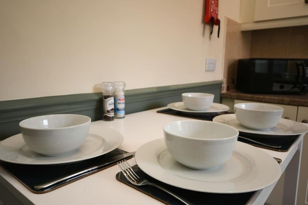 Cottage Style 3 Bedroom House - Close To City Centre & The Peaks Честърфилд Екстериор снимка